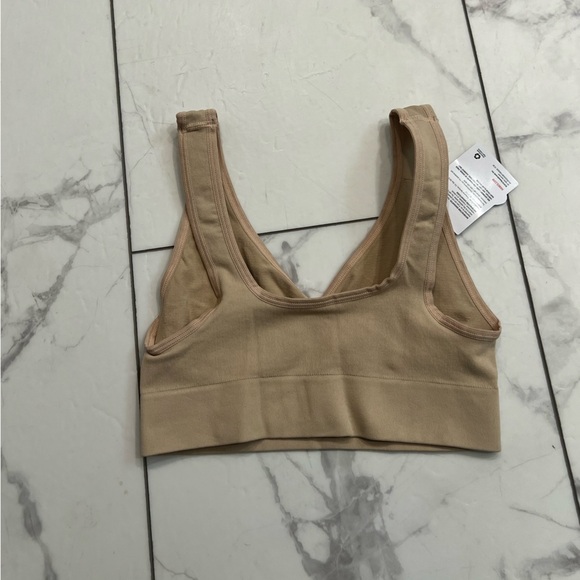 Hanes Women's Tan Intimates Bra - Picture 4 of 4